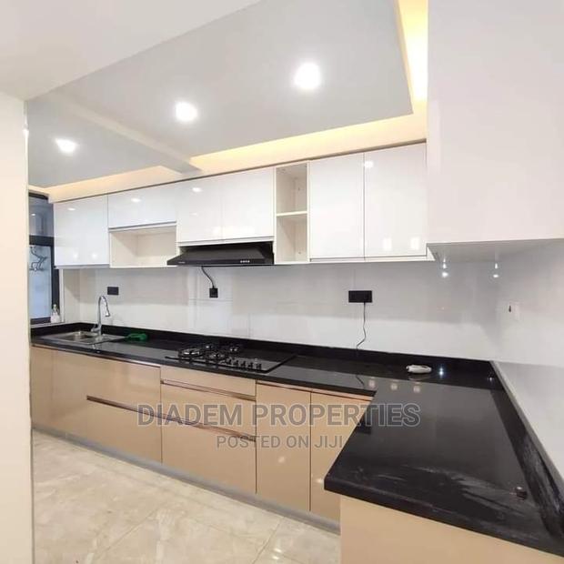 3bdrm Apartment in Valley Arcade for rent - thumbnail 11