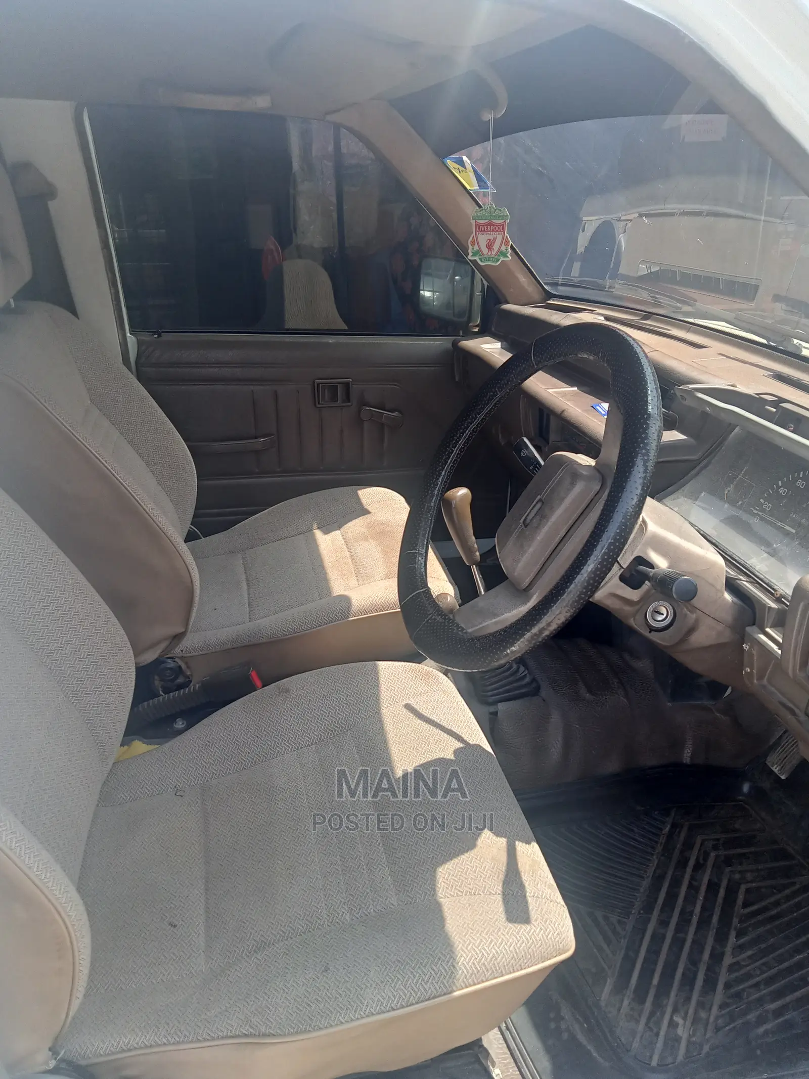 Mitsubishi L200 2001 White