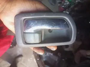 Ex Japan Door Handles for Premio 260 on Sale