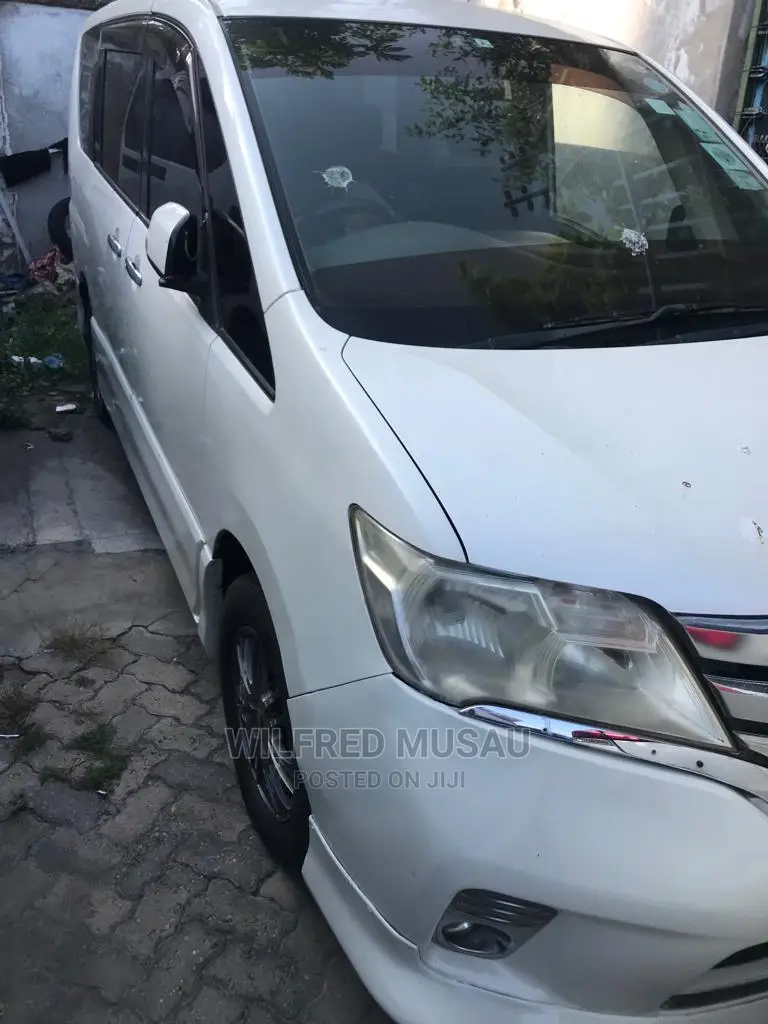 Nissan Serena 2013 White