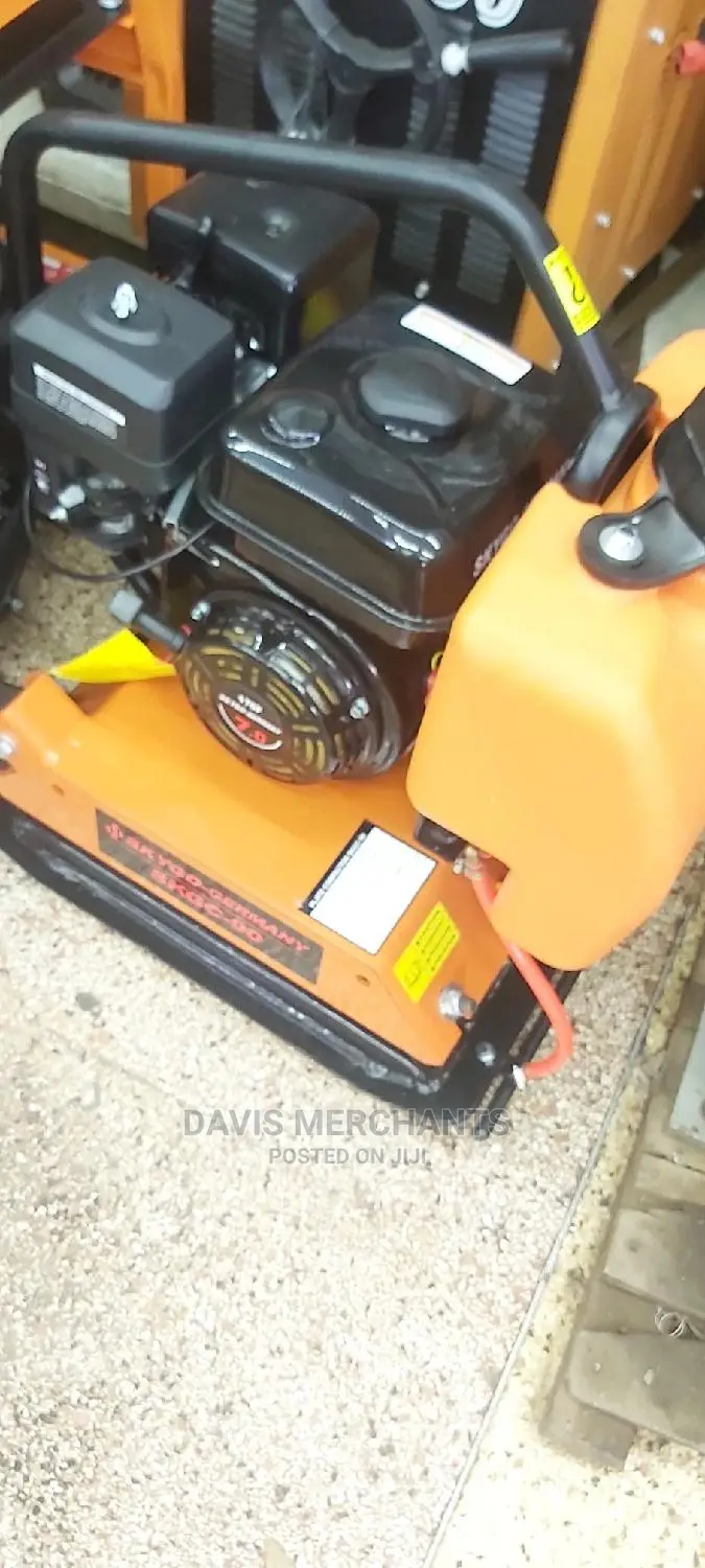 Plate Compactor Skygo Make Petrol Propelled Machine