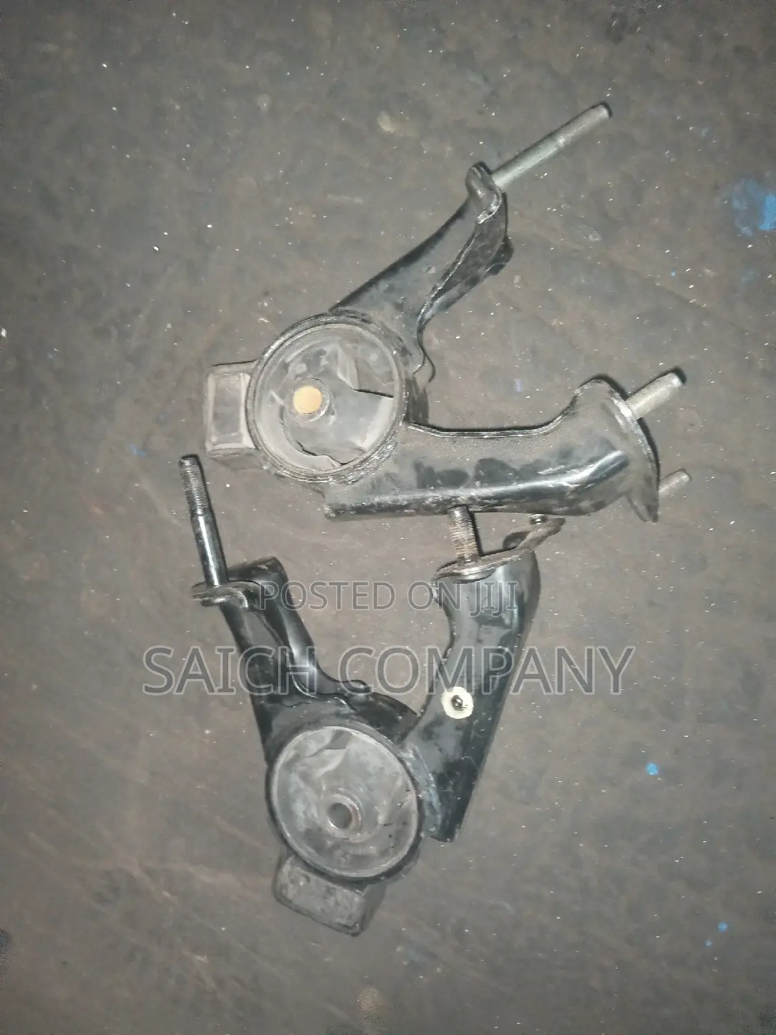 Toyota Fielder Gearbox Mount