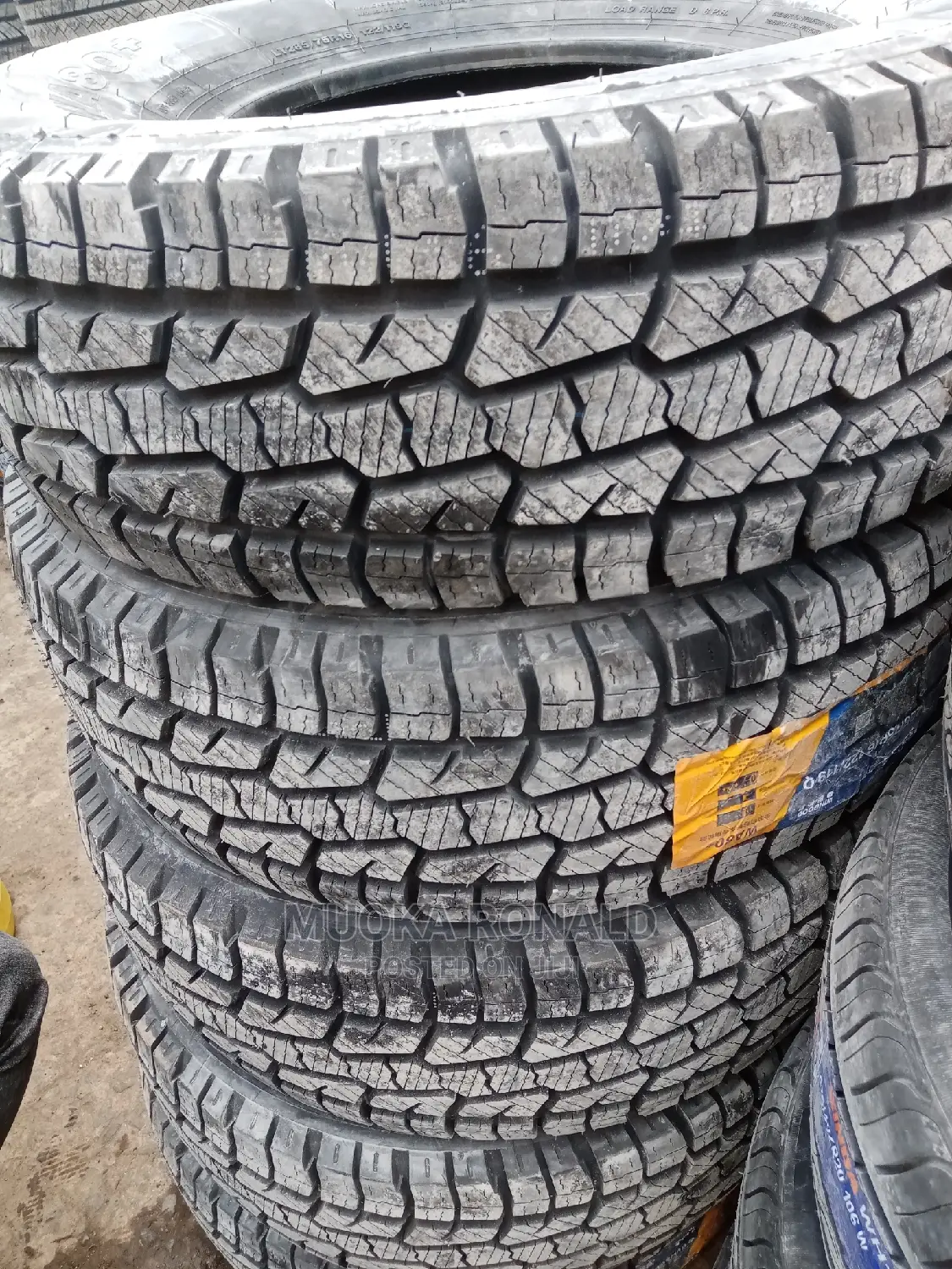 285/75r16 Boto Tyre