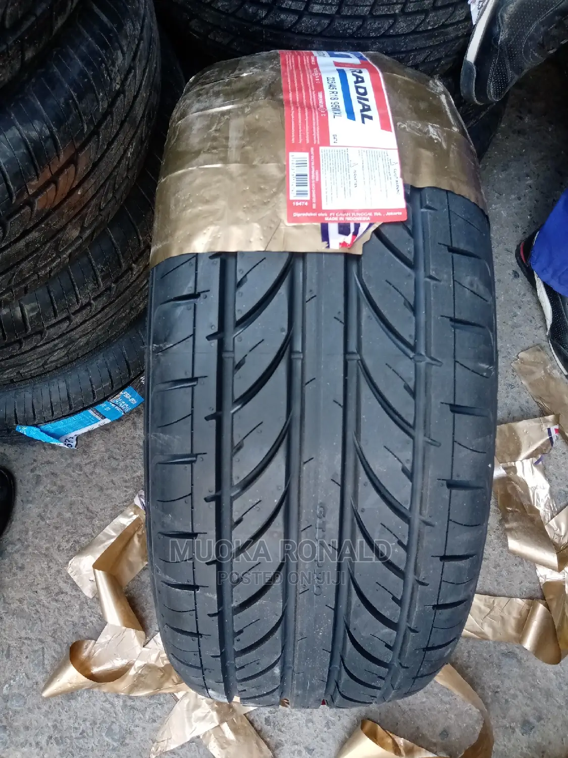 225/45r18 GT Radial Tyre Made in Indonesia