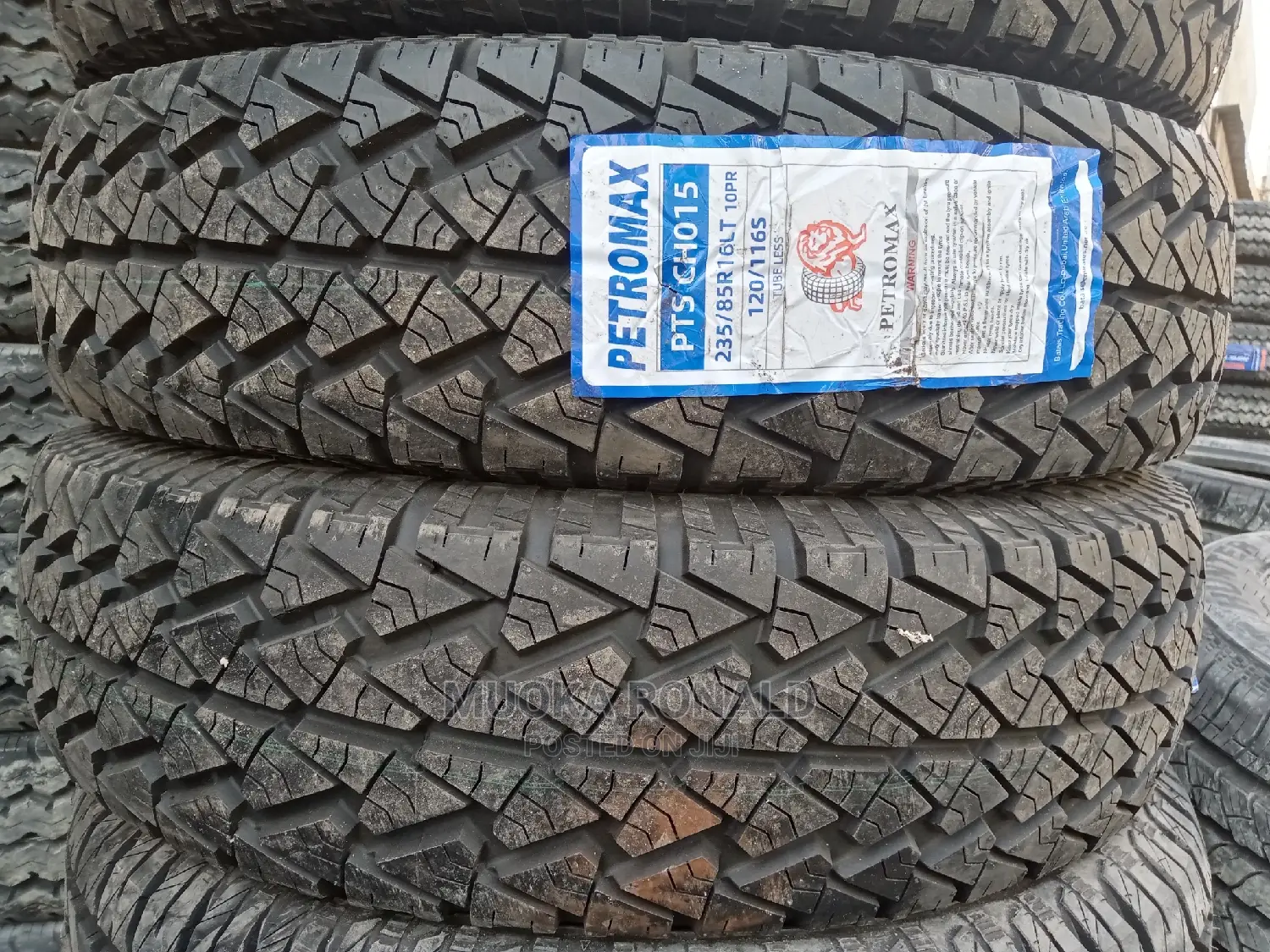 235/85r16 Petromax Tyre (A/T)