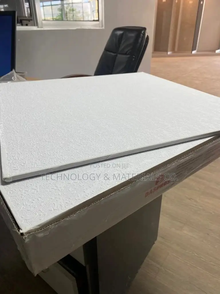 Gypsum Ceiling Tiles (600mm * 600mm)