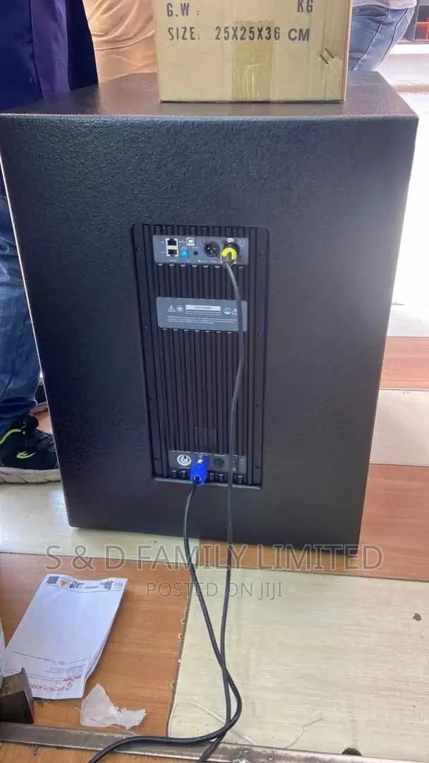 EV 18 Inch Bass Powered Speaker