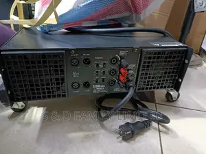 Normal Switch Crest Audio 18 Amplifier