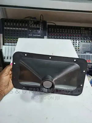 Plastic Speaker Flair