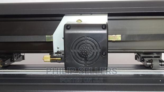 ' Economic Cutting Plotter Vinyl Cutter 720mm 630mm - thumbnail 4