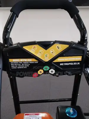 Metropole UK 3100psi Carwash Machine.