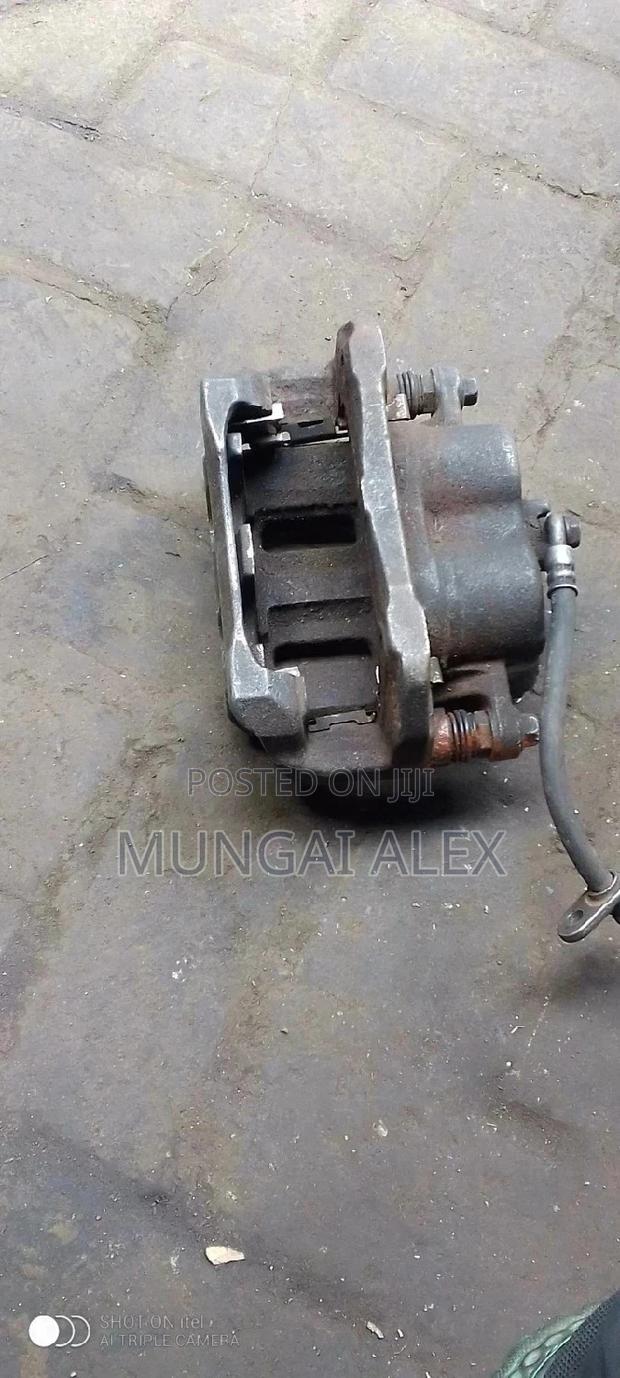 Honda CRV Re4 Calliper - thumbnail 4