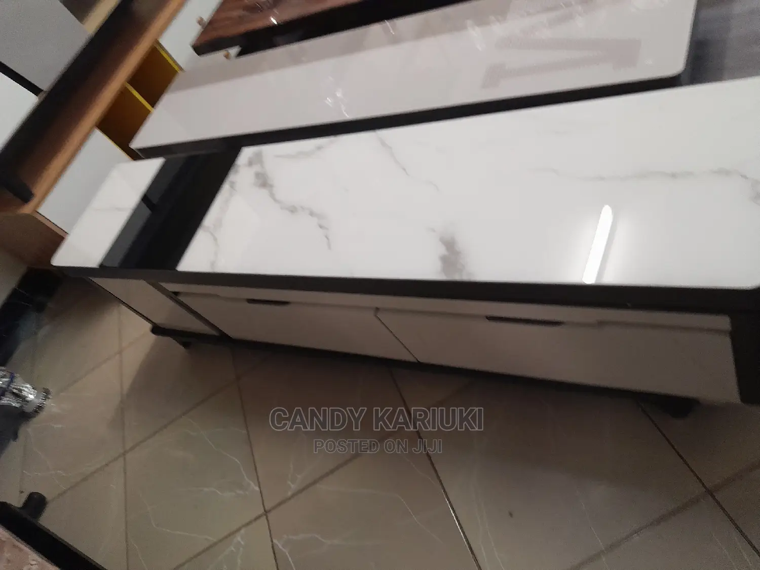 Extendable Glass Top Tv Stand