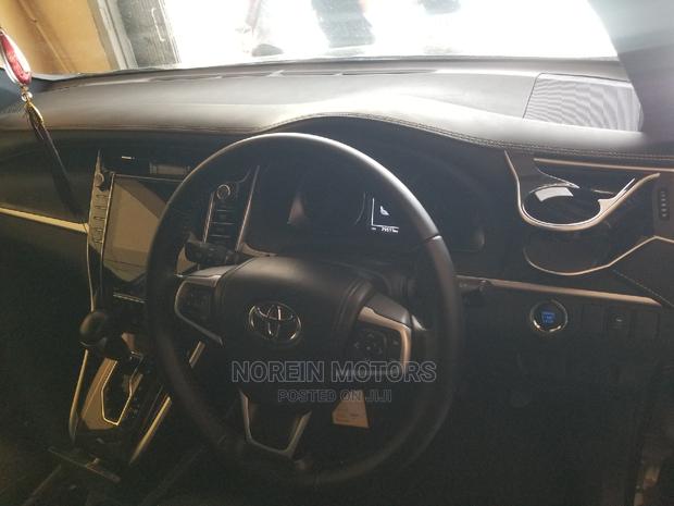 Toyota Harrier 2.0 4WD 2015 Gray - thumbnail 4