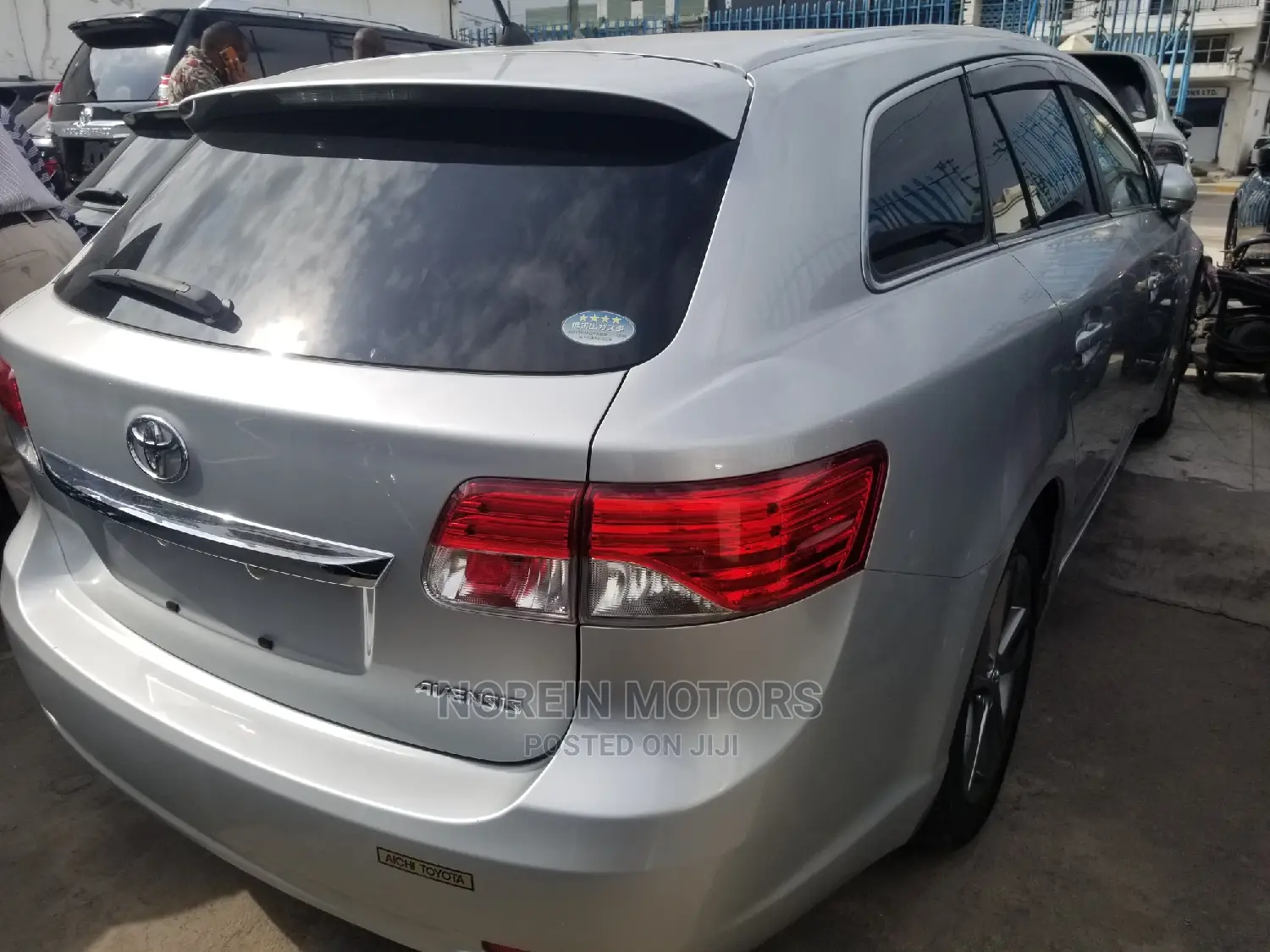 Toyota Avensis 2015 Silver