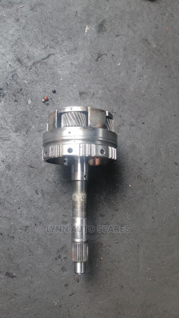 1tr Gearbox Top Shaft
