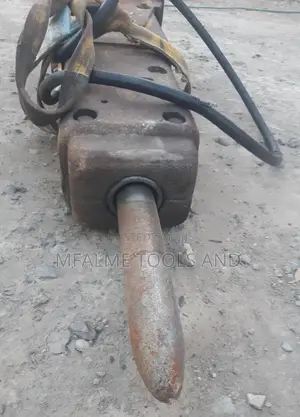 Digger Hydraulic Breaker Pecker 5 to 12 Tones - Ex-Uk