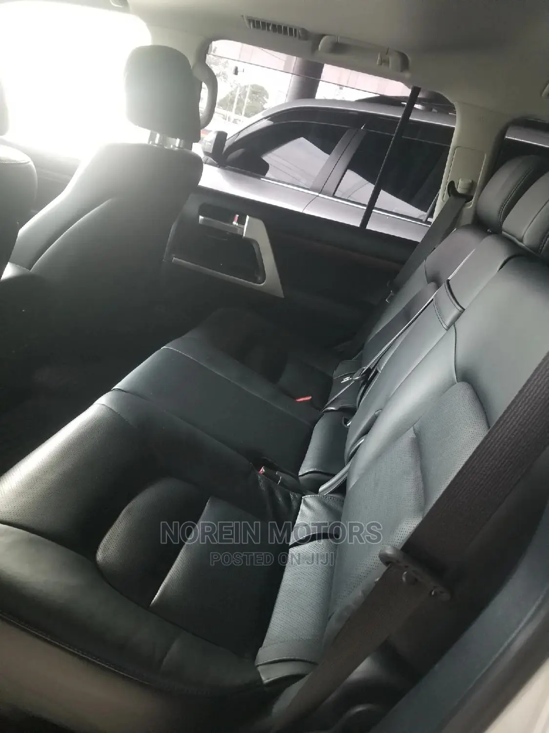 Toyota Land Cruiser 4.6 V8 ZX 2016 White