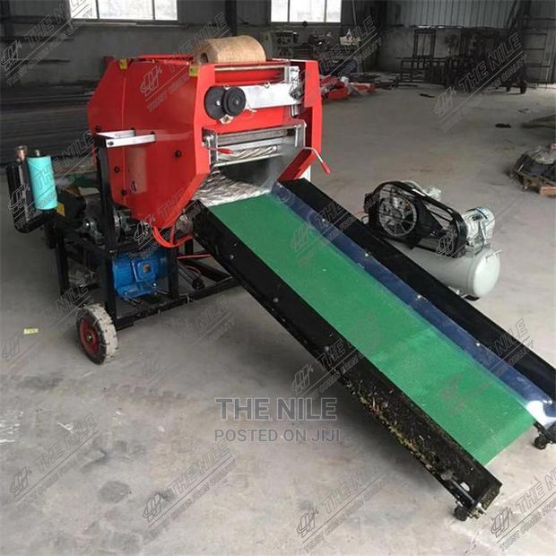 Automatic Maize Straw Baling and Wrapping Machine - main view
