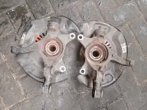 Toyota Belta Front Wheel Hub
