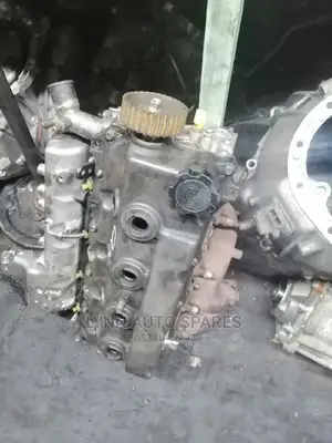 1kd Cylinder Head