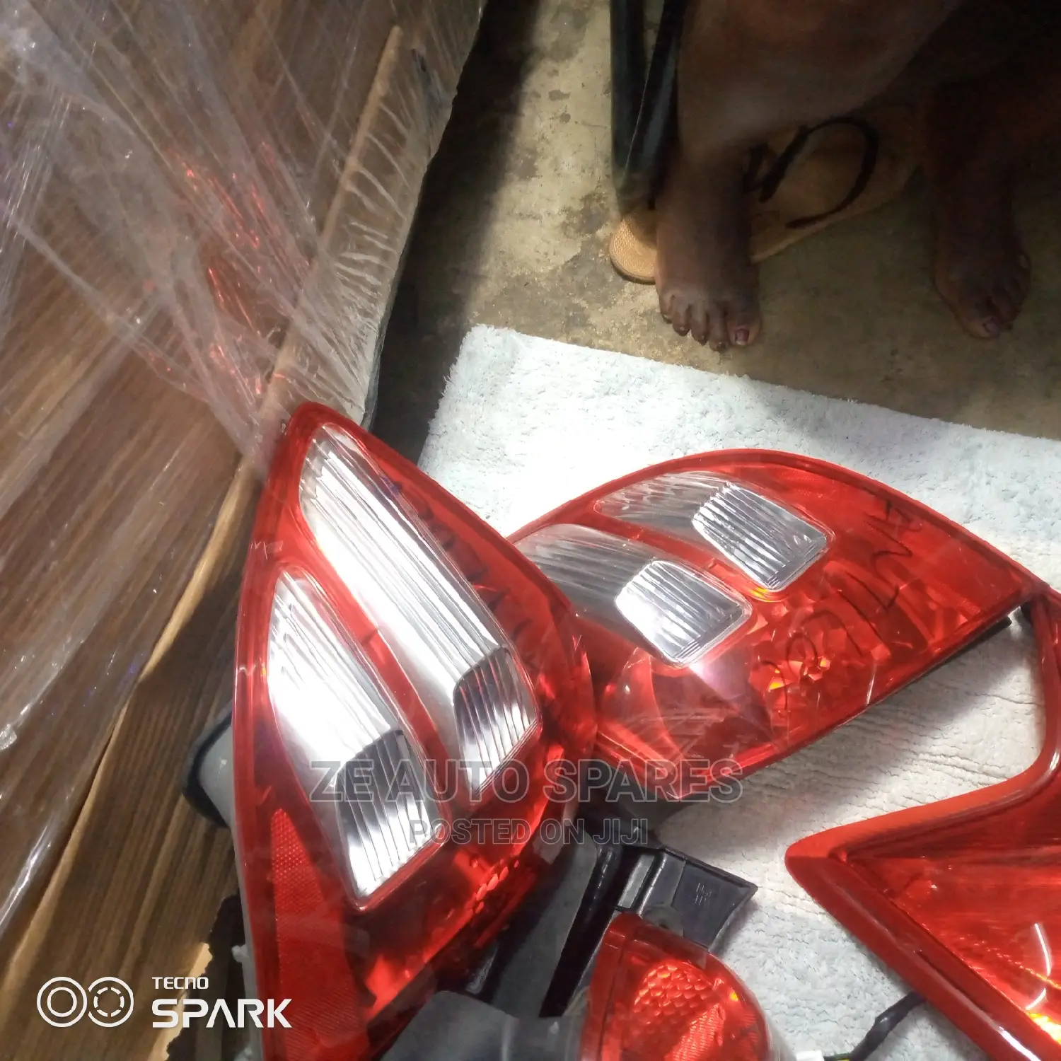 Honda Fit 2012 Back Lights.