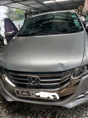 HONDA Odyssey Front Windscreen