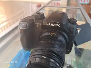 Panasonic Lumix GH4