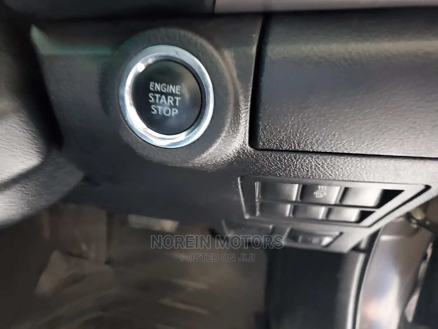 Toyota Hilux 2016 Brown