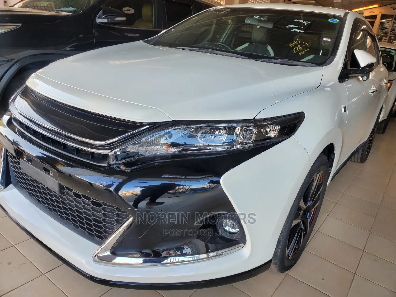 Toyota Harrier 2015 Off White