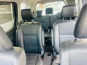 Toyota Esquire 2015 Off White