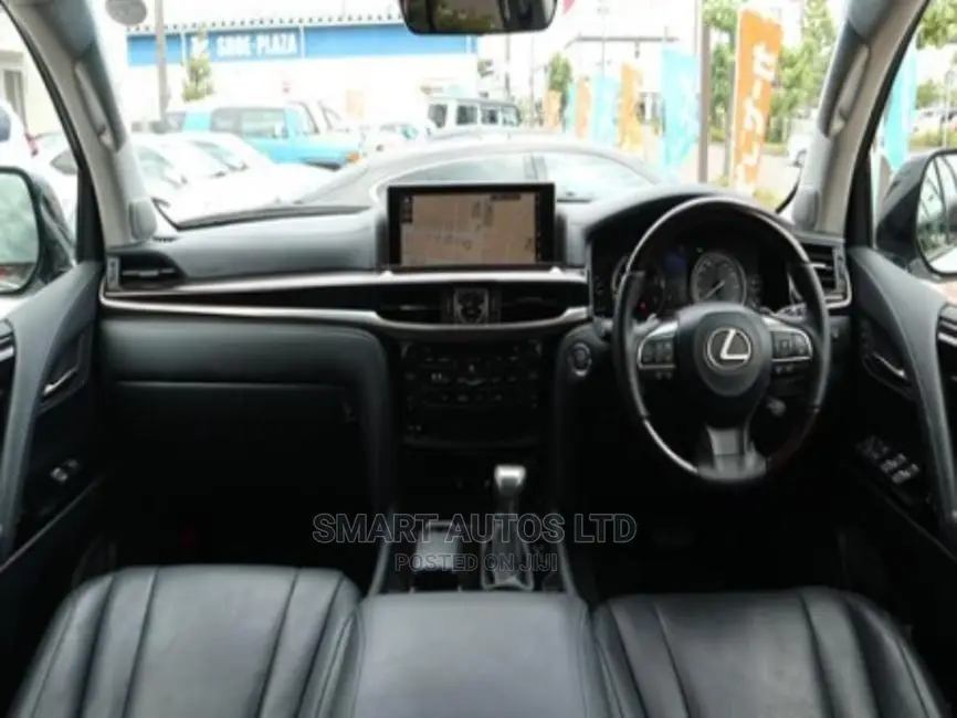 Lexus LX 2015 Pearl