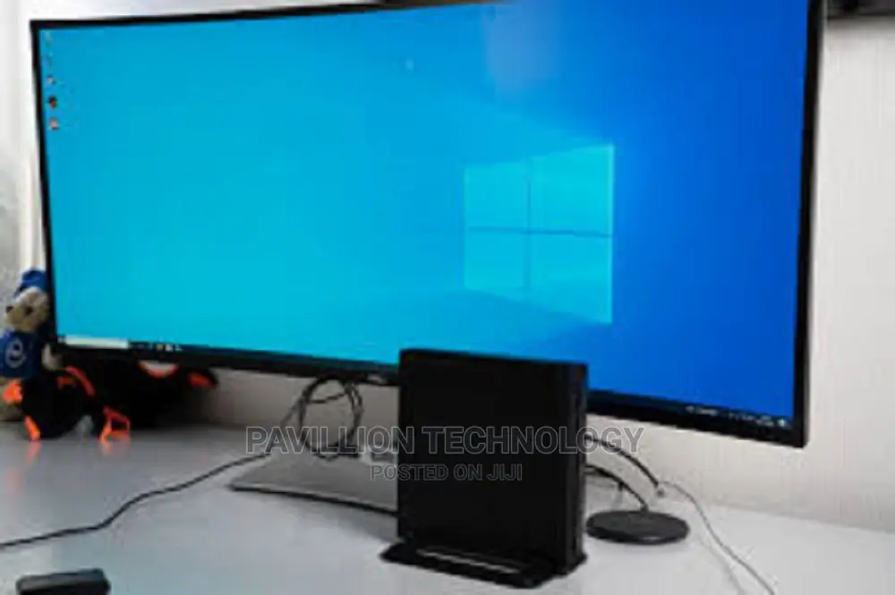 New Desktop Computer HP AiO 24 16GB AMD Ryzen 3 SSD 512GB