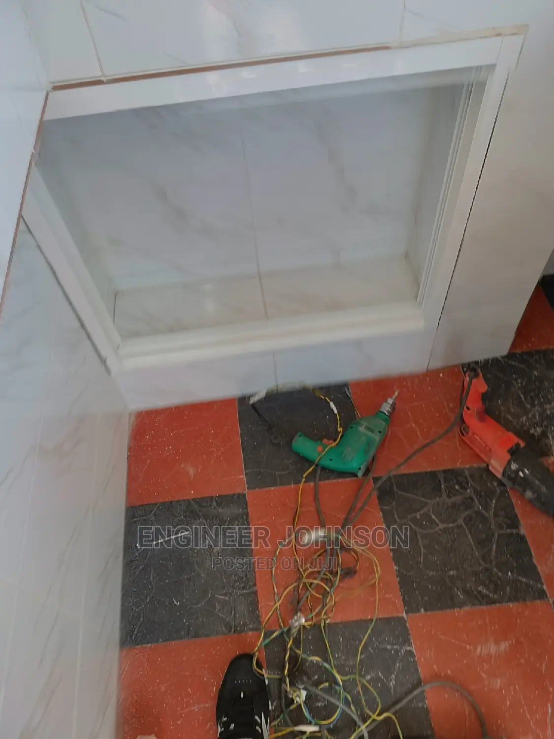 White Sliding Windows