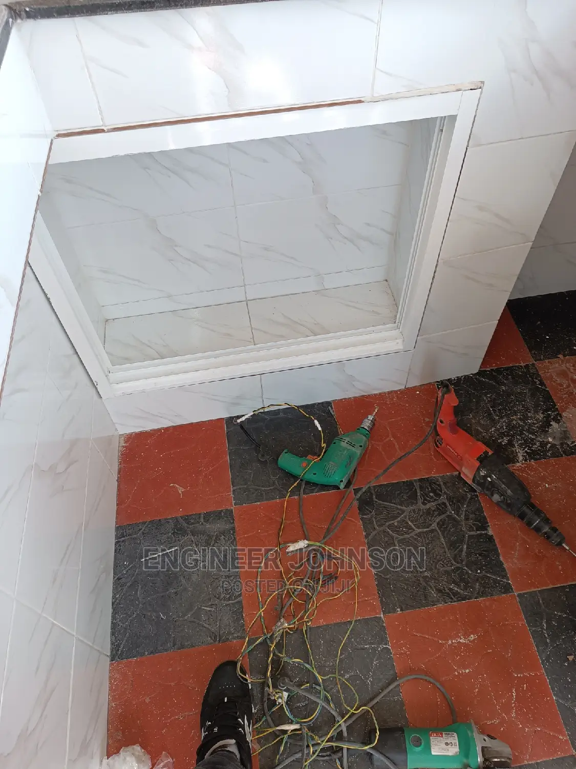White Sliding Windows