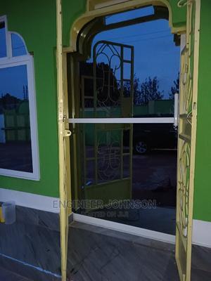 Heavy Aluminium Sliding Doors - main view