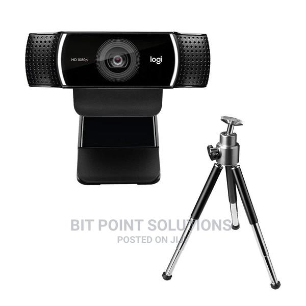 Logitech C922 Webcam With Tripod Stand - main view