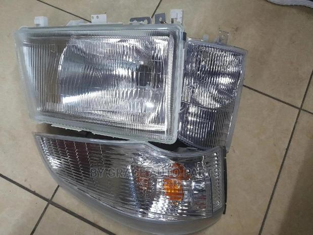 Head Lamp Lights Mitsubishi Canter 2005/4d35/4m50