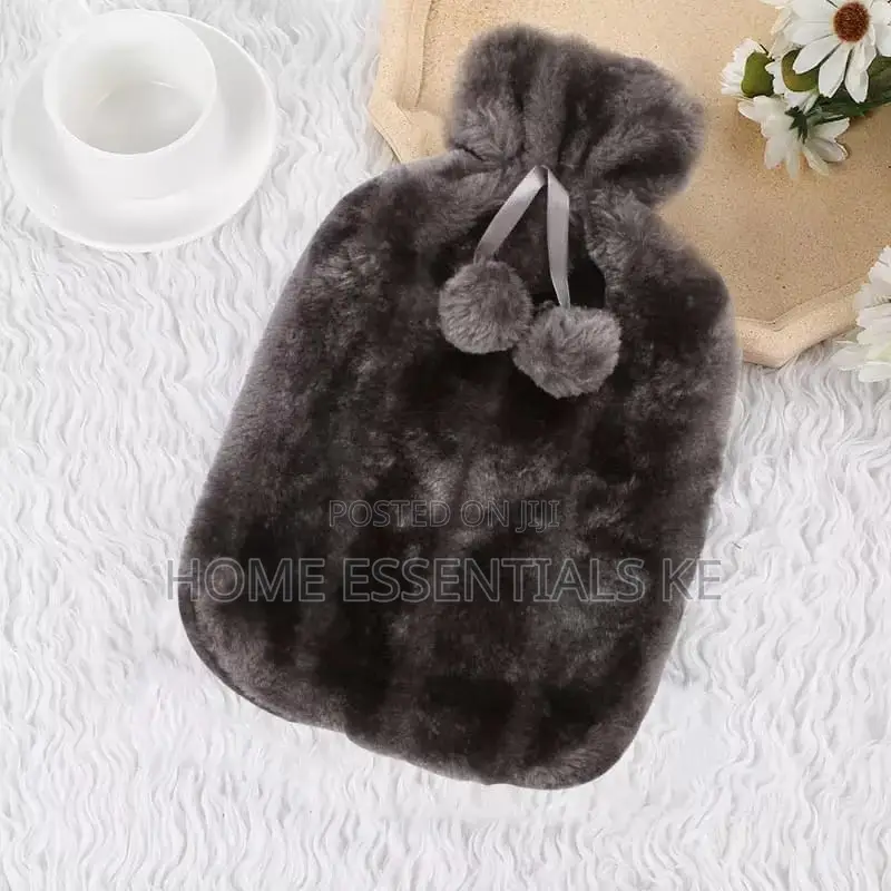 *Hot Water Bottles With Faux Fleece Cover 2l