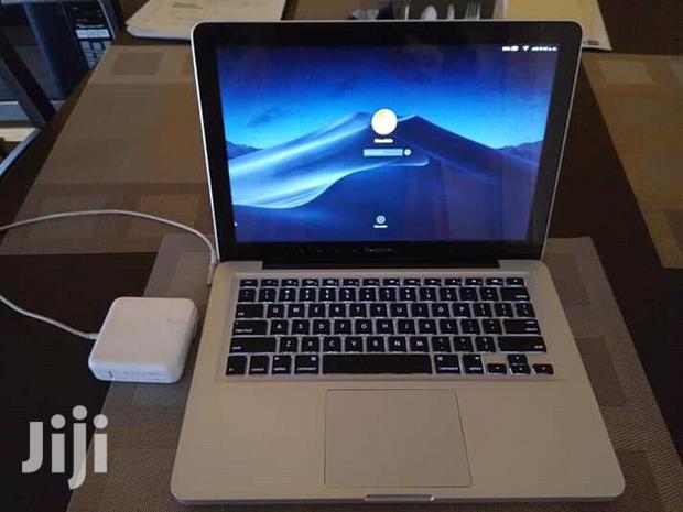 Laptop Apple MacBook Pro 4GB Intel Core i5 HDD 500GB