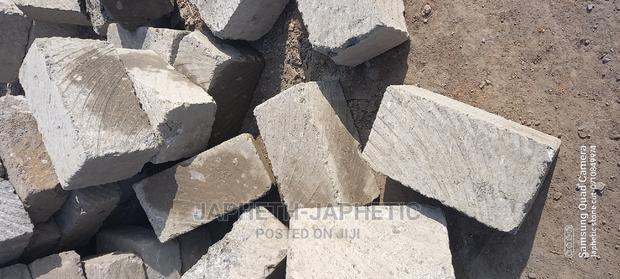 Light Grey Machine Cut Stones(6*9 9*9) - thumbnail 2
