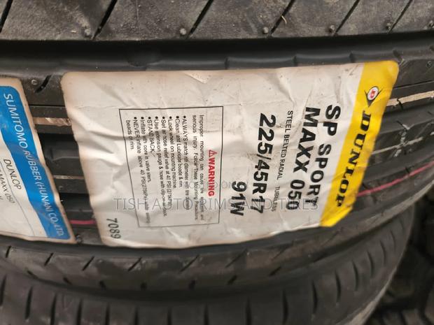 225/45r17 Dunlop - main view