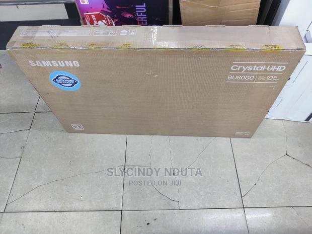Samsung 43" Crystal UHD BU8000 (New) - thumbnail 2