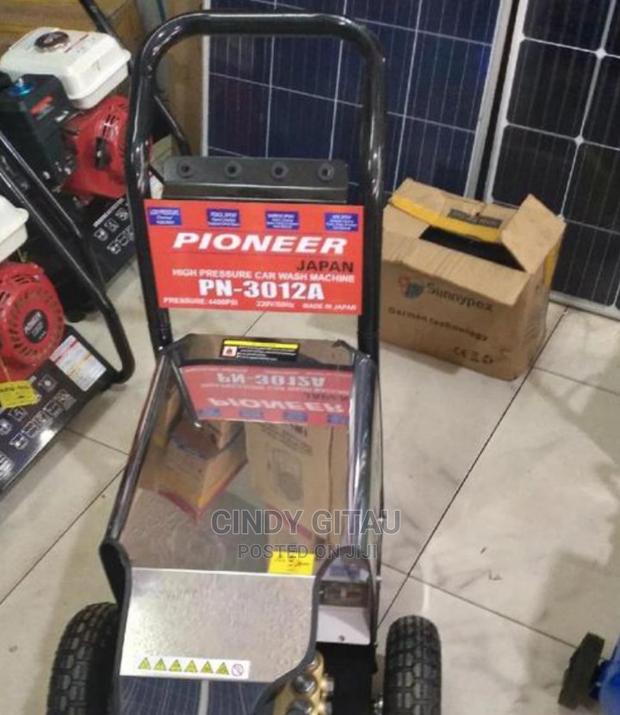 Pioneer Car Was Machine