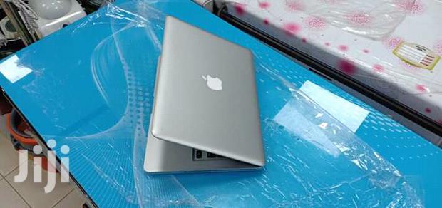 Laptop Apple MacBook Pro 4GB Intel Core i5 HDD 500GB