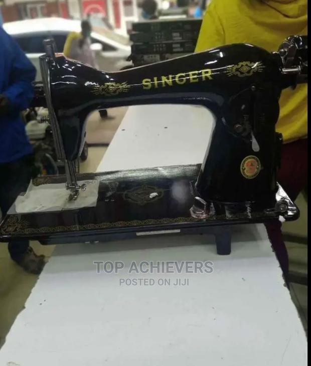 Durable Singer Sewing Machine