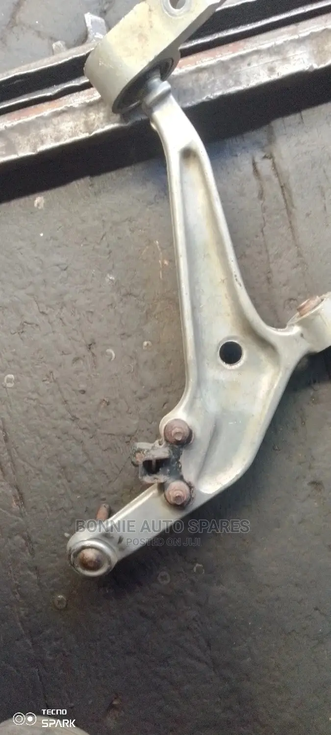 Nissan Extrail Arm Nt30