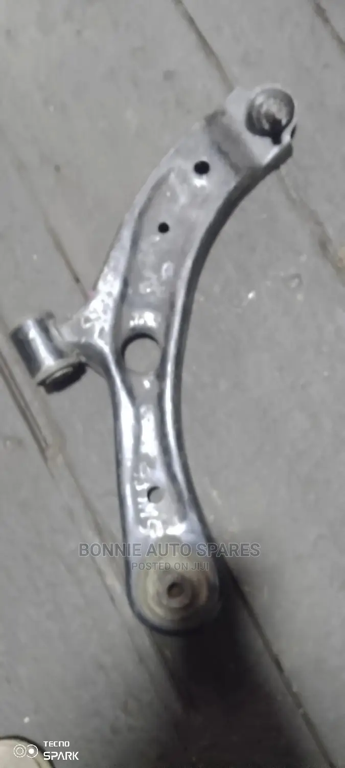 Suzuki Swft Arm