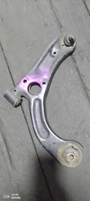 Diahatsu Mira Arm