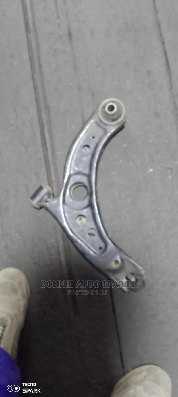 Toyota Passo Arm Without Link